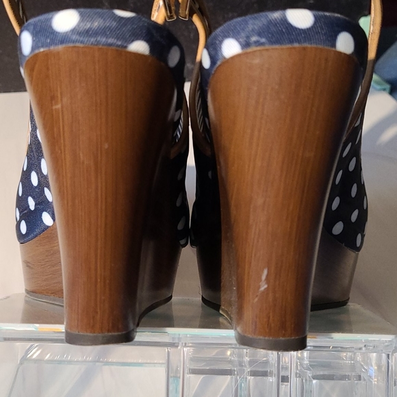 Polka dot slingback wedges - Picture 3 of 7